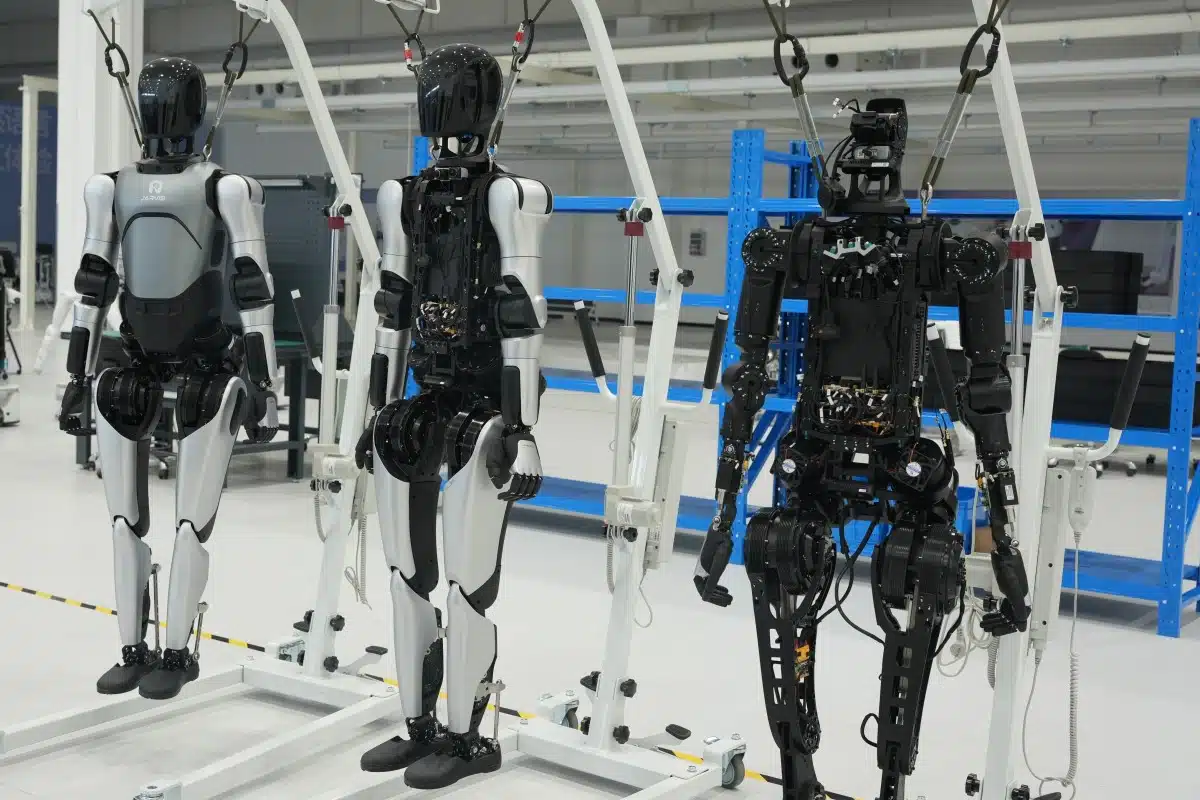 Robot Manufacturing