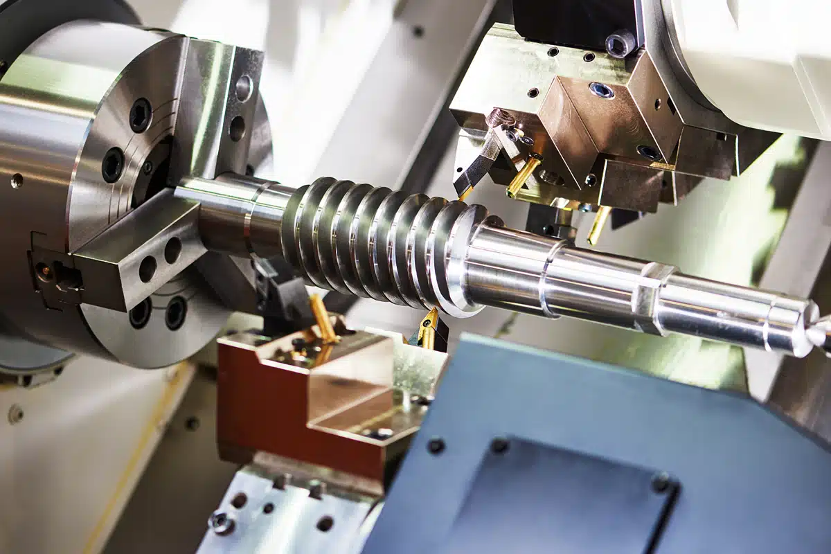 ¿Qué es el torneado CNC?